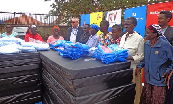 Monitor donates to cancer care home